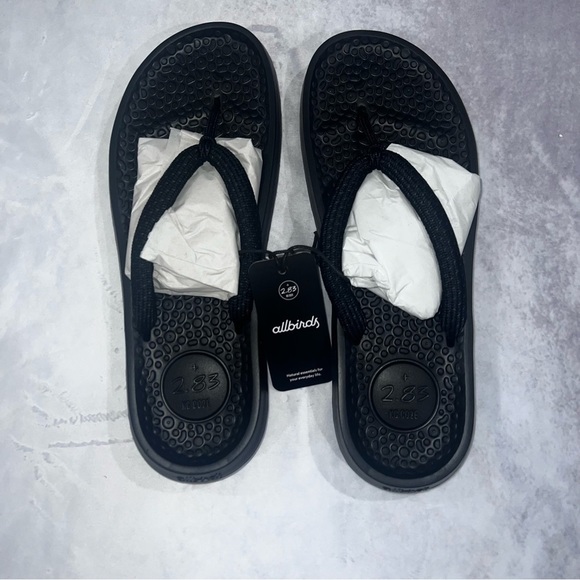 allbirds Shoes - Allbirds Natural Black Sugar Zeffer Flip Flop Women Size 13 NWT